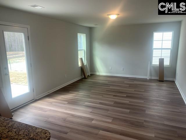 Building Photo - 3055 Hallsdale Dr