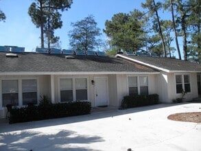 Building Photo - Sugar Pond Manor