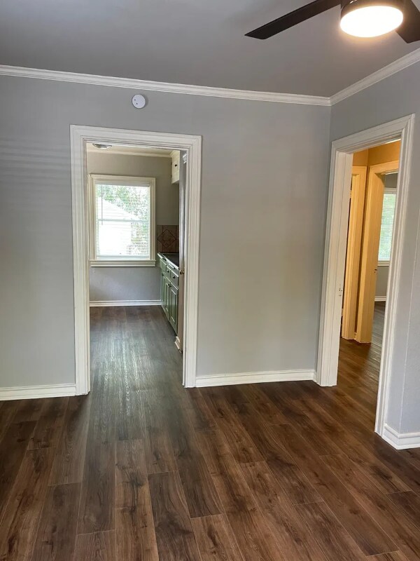 Building Photo - 921 N 32nd St