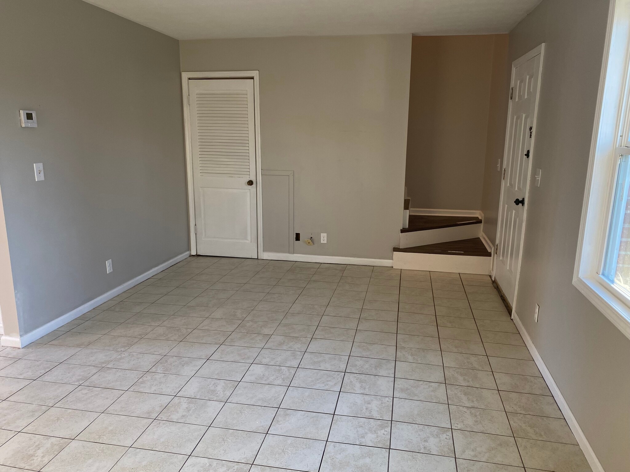 Building Photo - 3400 Maxon Rd