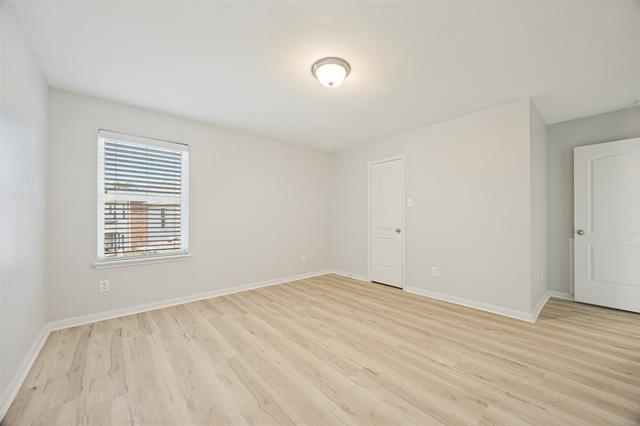 Building Photo - 1608 Persimmon Dr