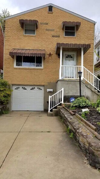 Primary Photo - 1329 Methyl St