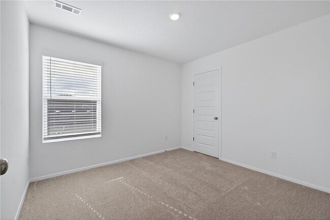 Building Photo - 6800 SW Dignity Ave