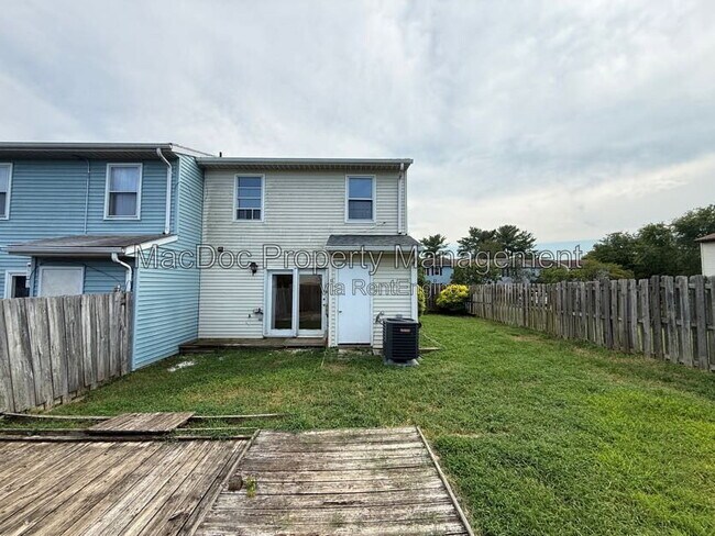 Building Photo - 5145 Cottonwood Ct