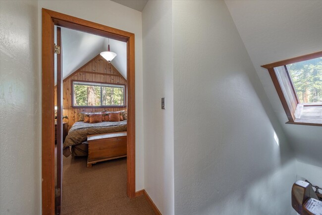 Building Photo - SKI LEASE: Hot Tub, Pet Friendly, Wood Stove