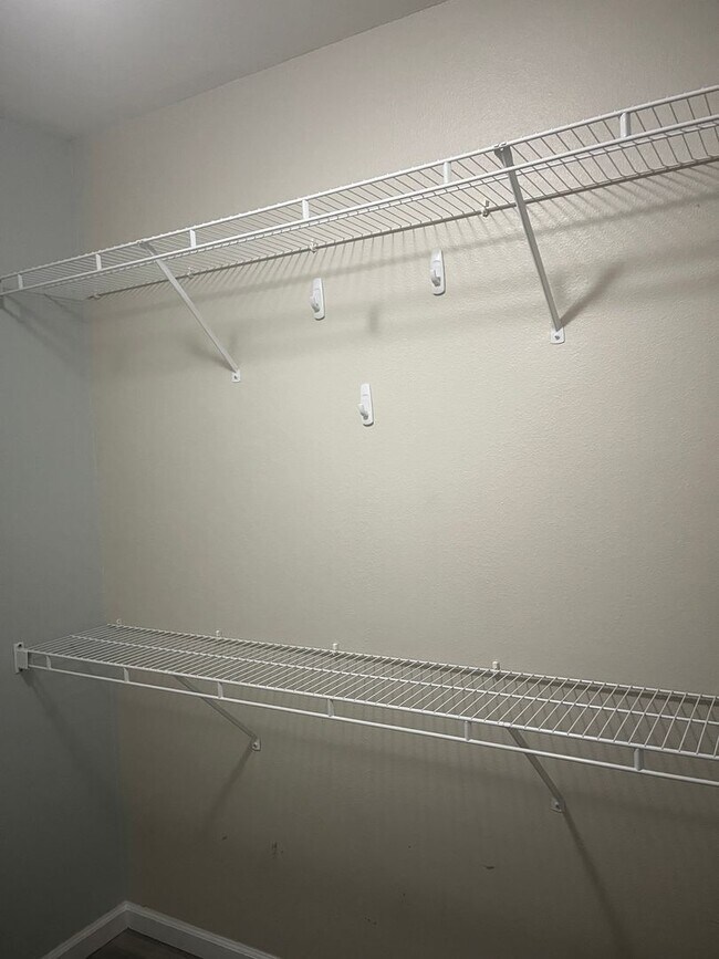 Building Photo - Inside Photos Coming Soon!!