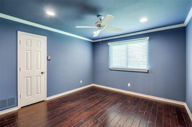 Building Photo - 16020 Chalfont Cir
