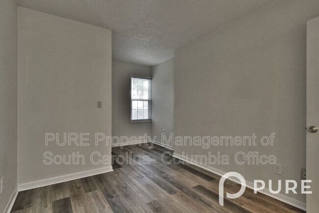 Building Photo - 301 Harbor Heights Dr