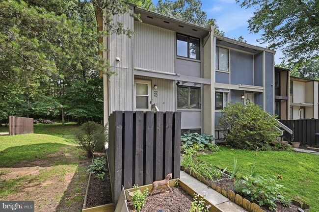 Building Photo - 2242 Cartwright Pl