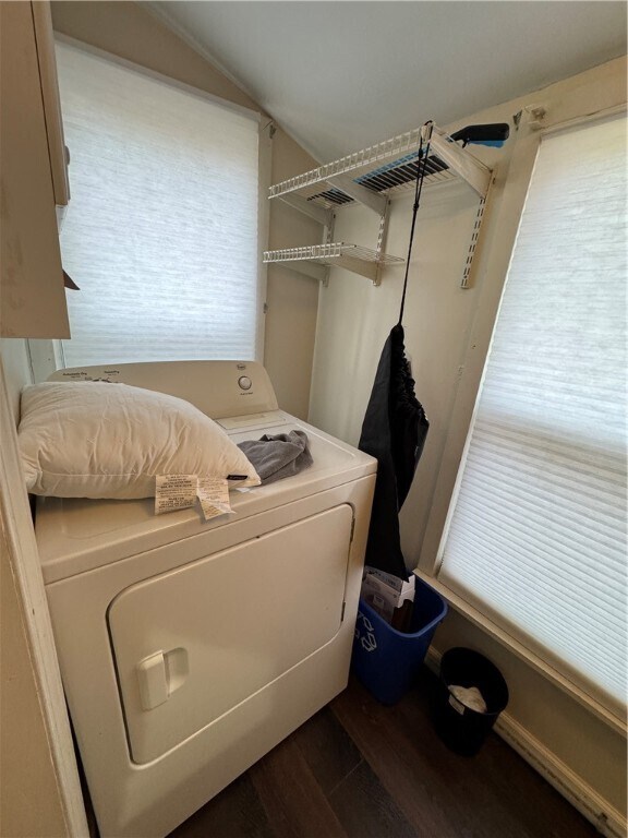 Building Photo - 65 Atkinson St