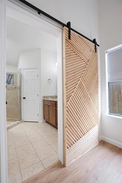 Building Photo - 2419 Ashley Way