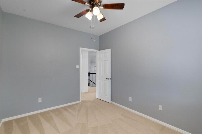 Building Photo - 1404 Hunter Ace Way