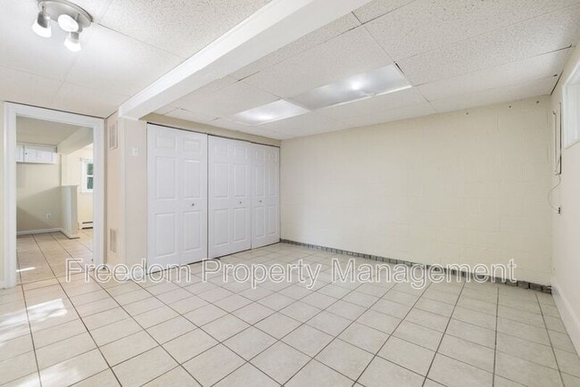 Building Photo - 14309 Fairmont Ct
