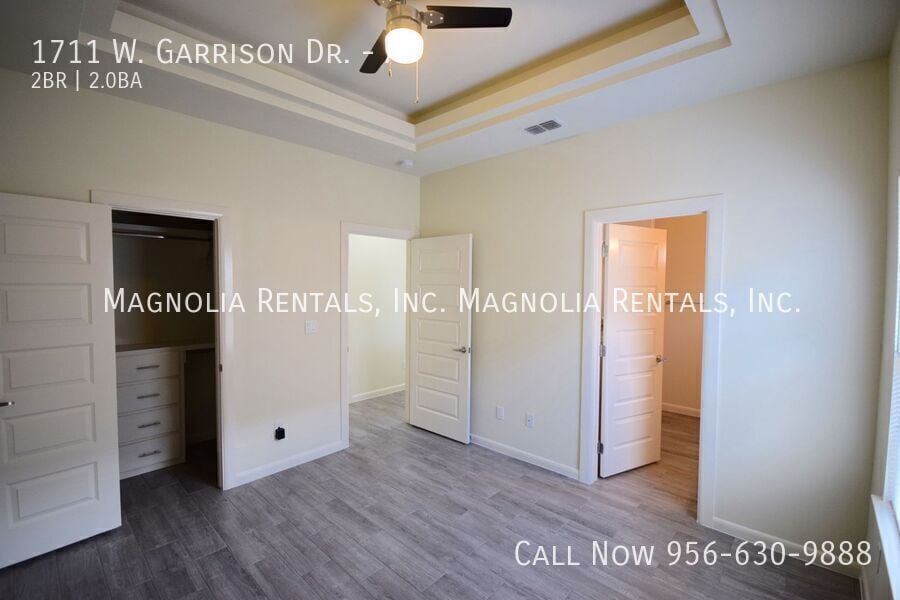 Building Photo - 1711 W Garrison Dr