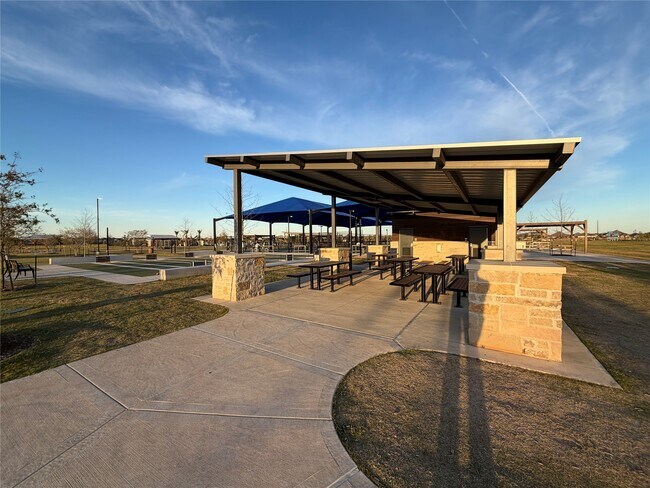 Building Photo - 1240 Woodflower Dr