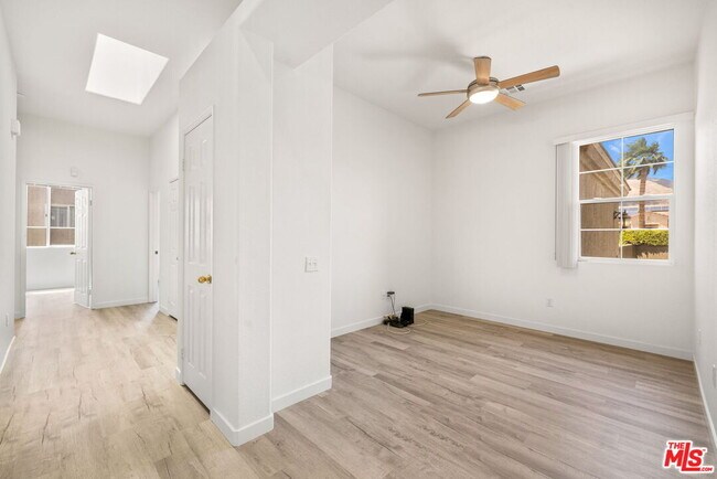 Building Photo - 3411 E Circulo San Sorrento Rd