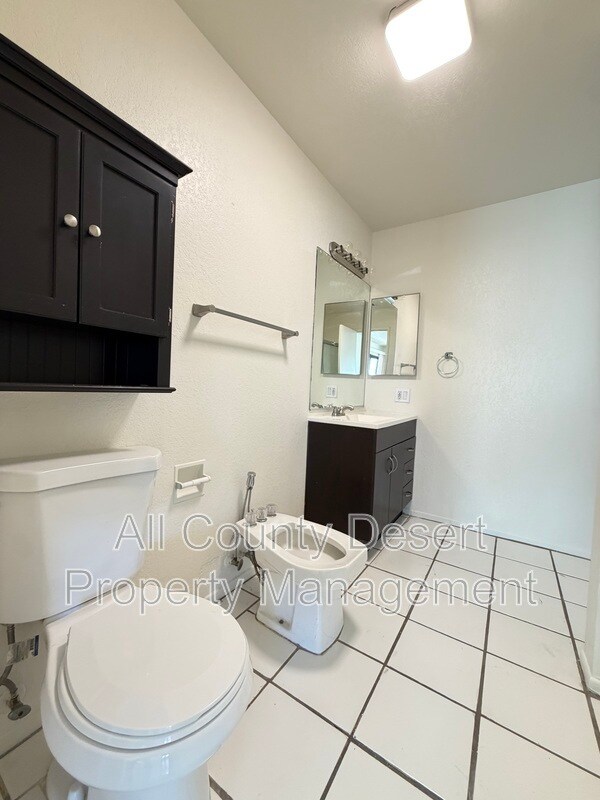 Building Photo - 31520 Landau Blvd