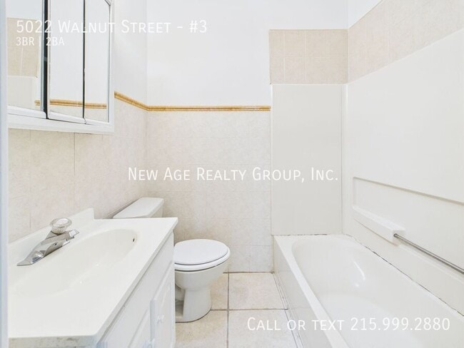 Building Photo - 5022 Walnut St