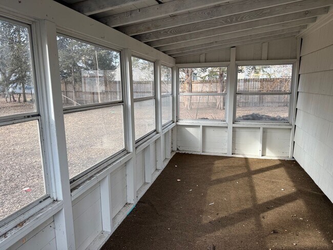 Building Photo - THREE BEDROOM SINGLE-FAMILY HOME WITH ACREAGE!
