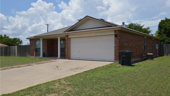 Building Photo - 1809 Herndon Dr