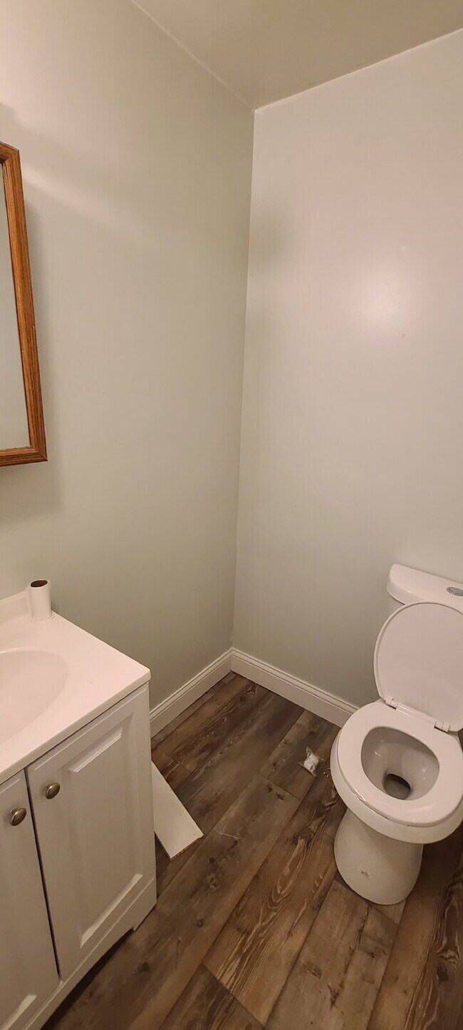 Building Photo - Spacious 4-Bedroom Home in Prime Flint Location