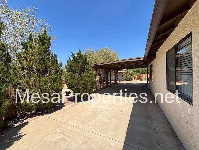 Building Photo - 16441 Majela Ct