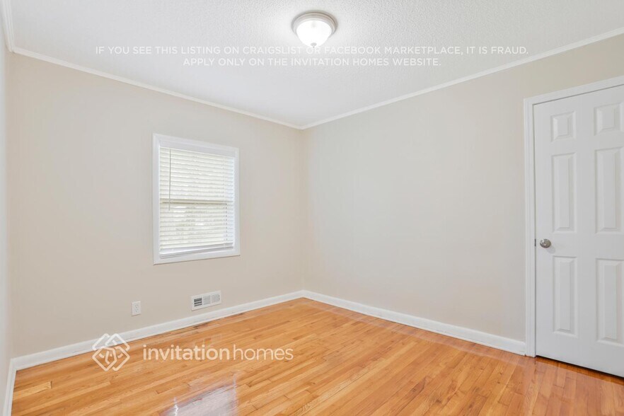 Building Photo - 317 Bromack Dr SE