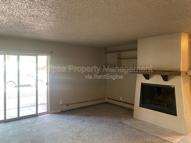 Building Photo - 502 Bell Ct