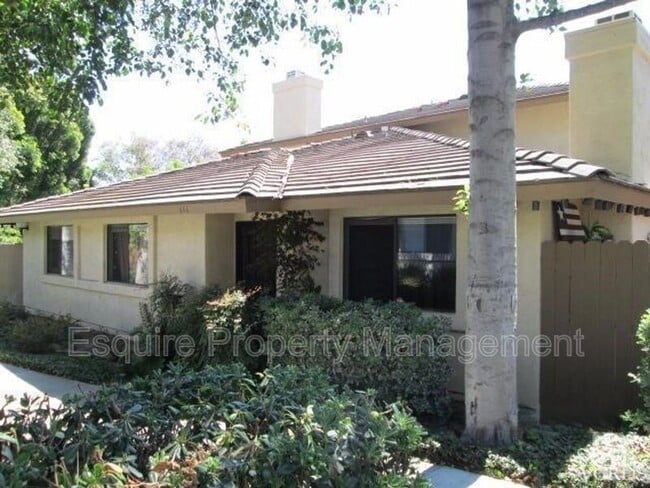 Primary Photo - 646 Orwell Ln