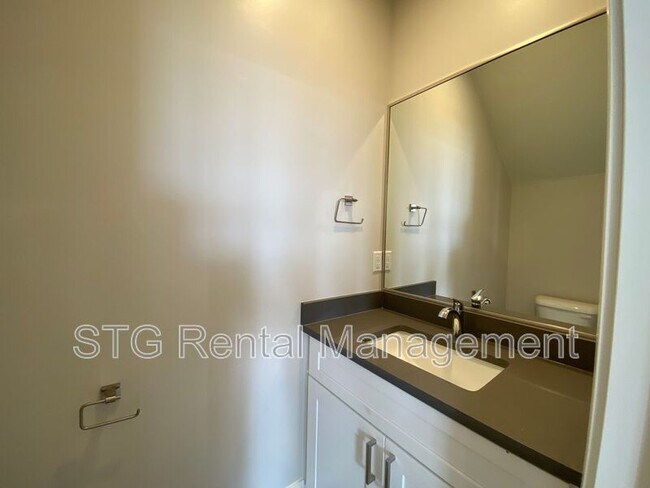 Building Photo - 1139 S 4380 W