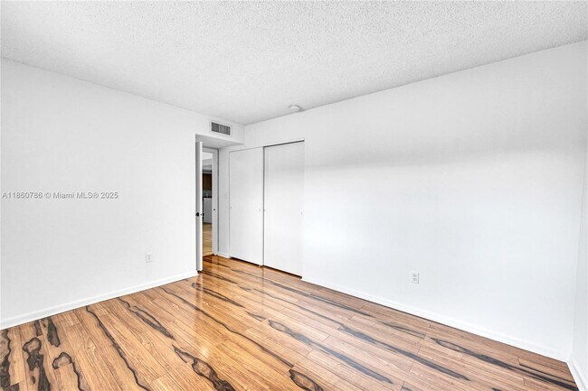 Building Photo - 8401 SW 107th Ave