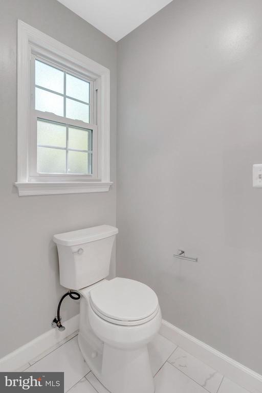 Building Photo - 6805 Reynard Dr