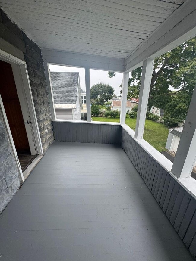 Building Photo - 125 Caroline Ave