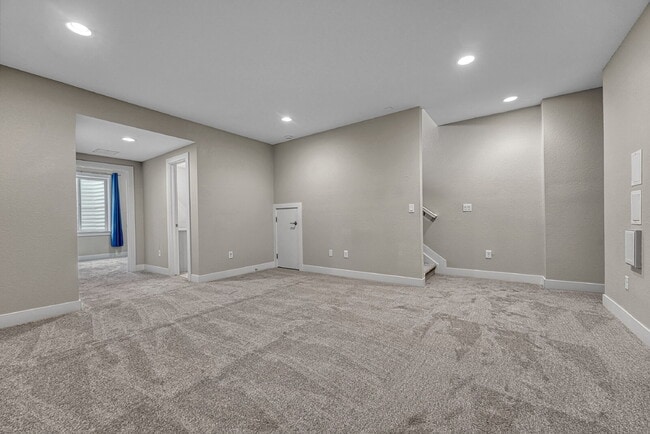 Building Photo - $3,145.95- 3 Bed, 3.5 Bath Townhome in Denver with Central AC and In Unit Laundry
