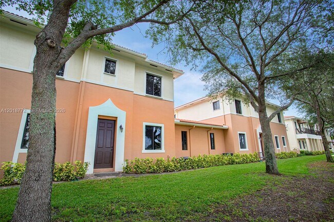 Building Photo - 2412 Venetian Way