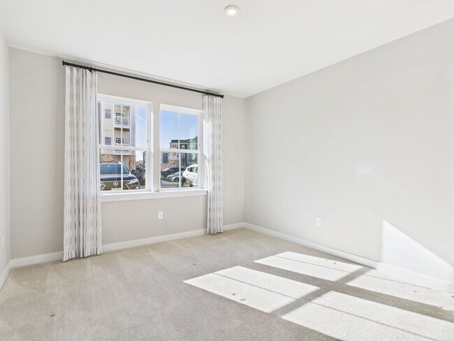 Building Photo - 6601 Citory Way