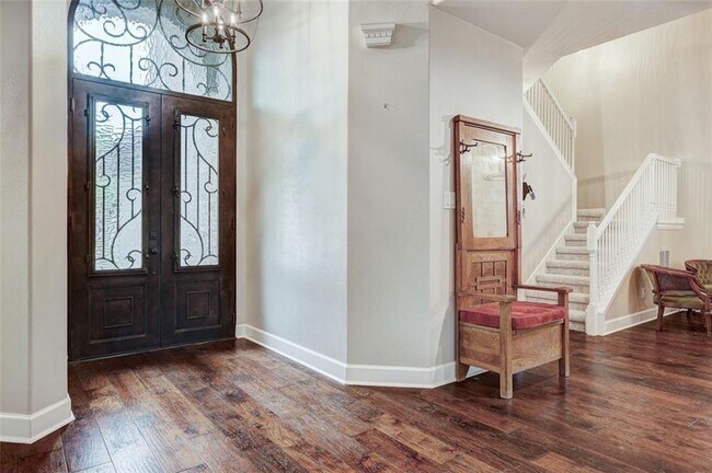 Building Photo - 30389 Ledgemont