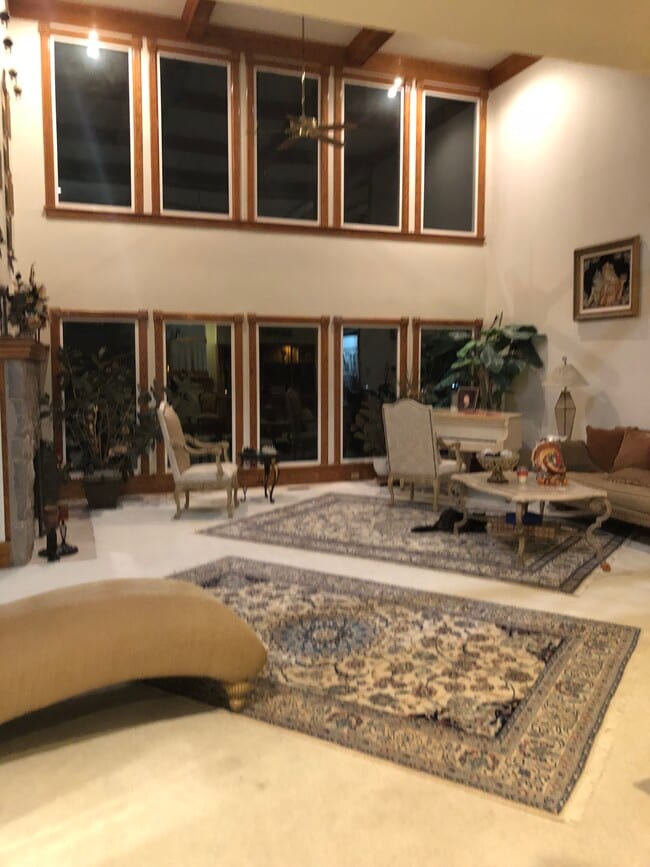 Building Photo - 6518 W 132nd St