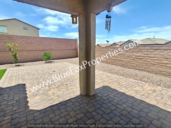 Building Photo - 7926 S Golden Bell Dr