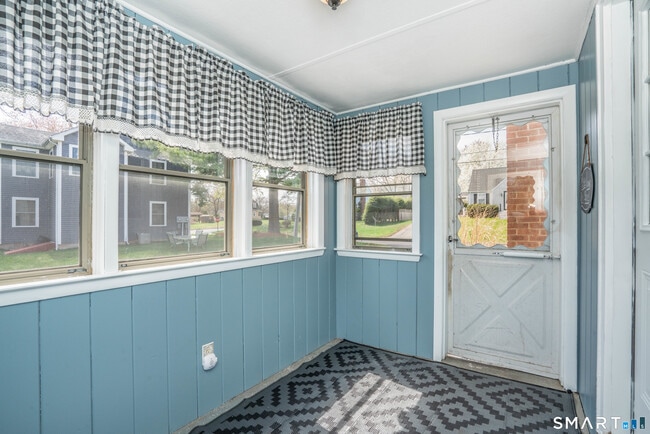 Building Photo - 114 Moreland Ave