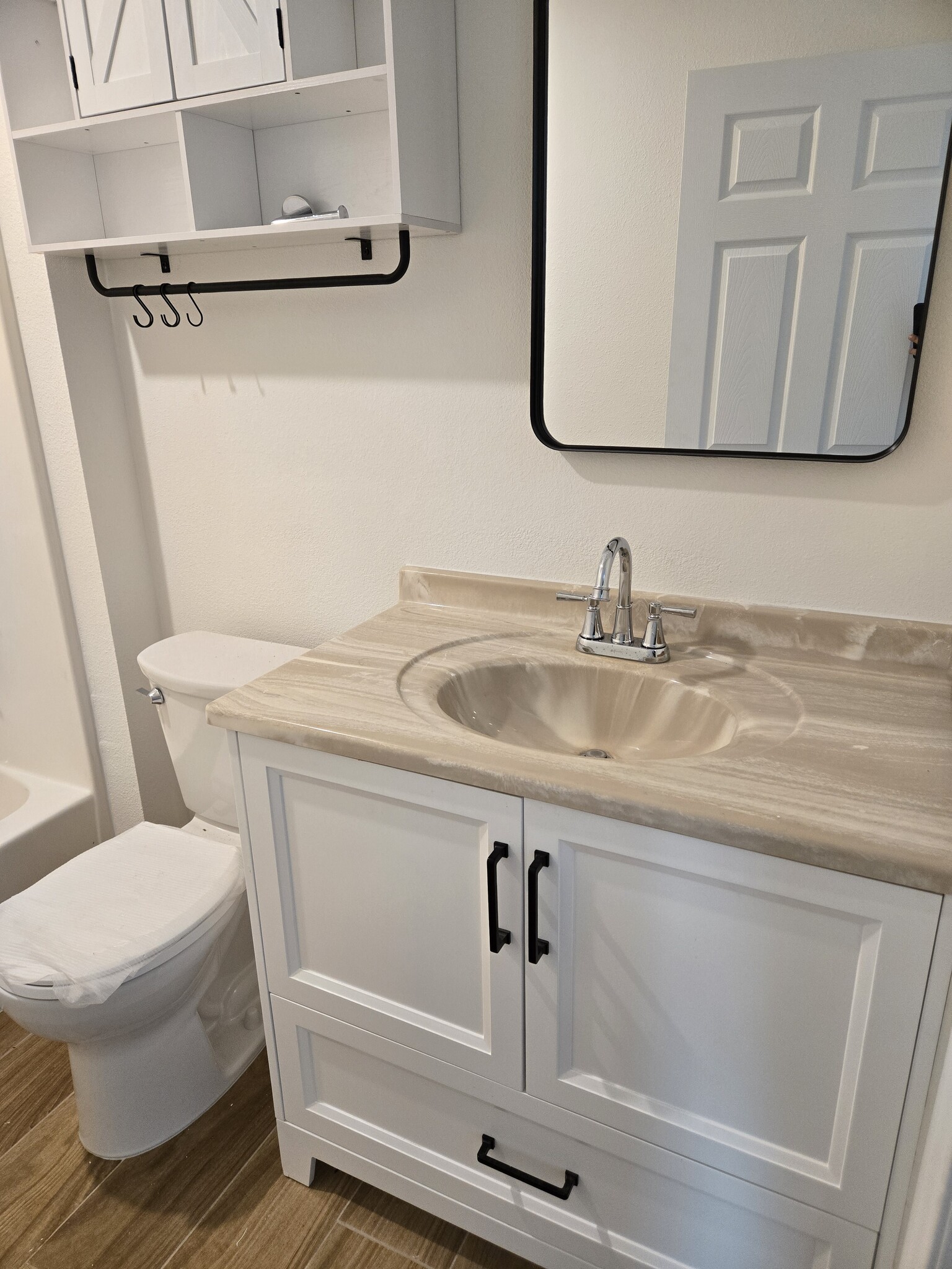 Building Photo - 906 King Ave