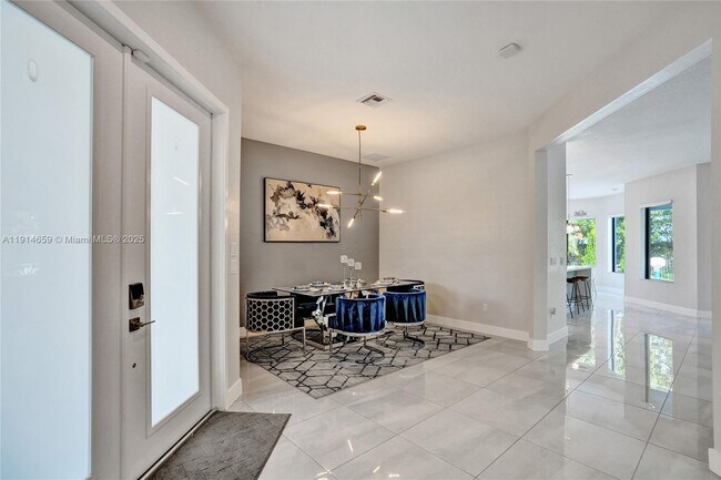 Building Photo - 10795 Oceano Wy