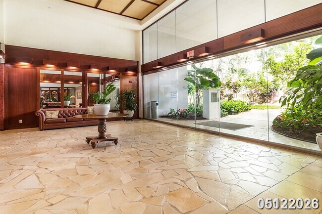 Building Photo - The Windsor, 1bd, 1.5ba, 1prking, Must See, Avail today!
