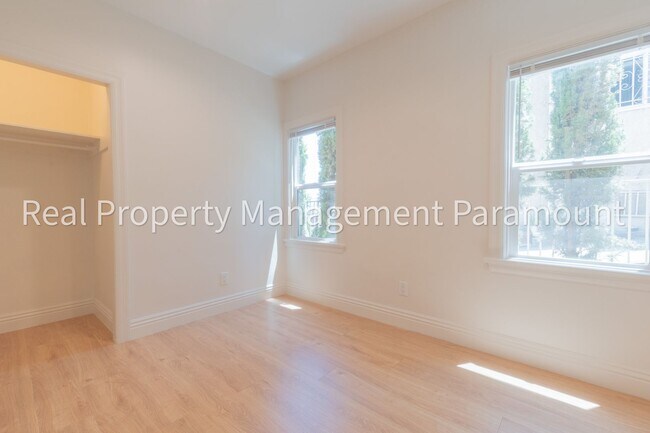 Building Photo - Beautiful Newly Renovated 3-Bedroom Home in a Prime Location