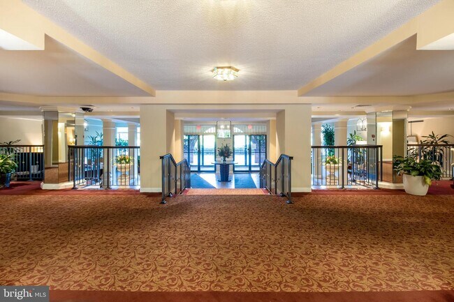 Building Photo - 2100 Lee Hwy