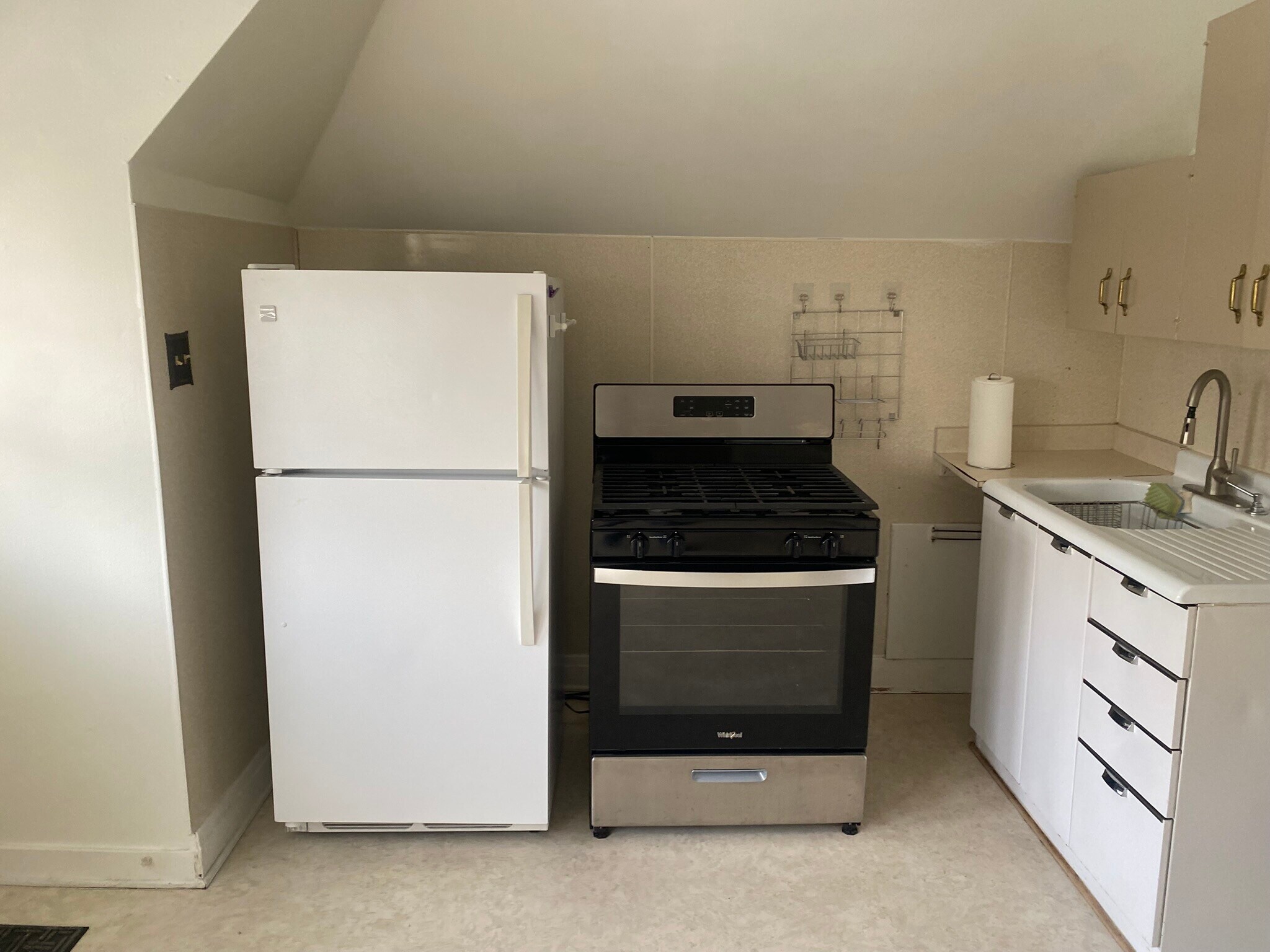 Building Photo - 3337 W 114th St