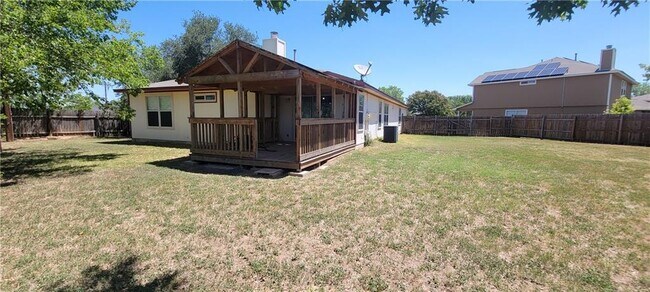 Building Photo - 749 Marino Ct