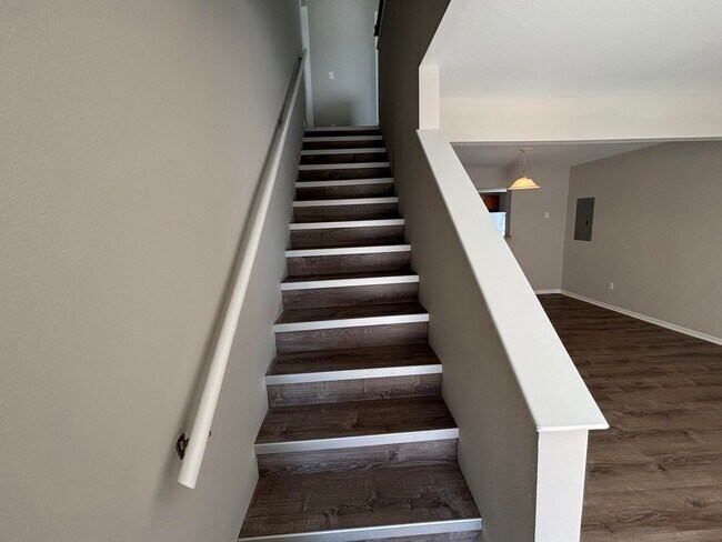 Building Photo - 1419 Bodie Dr