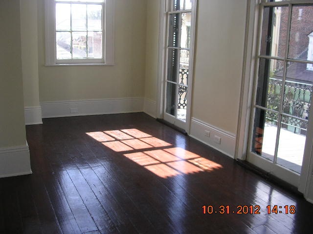 Building Photo - 840 Ursulines Ave