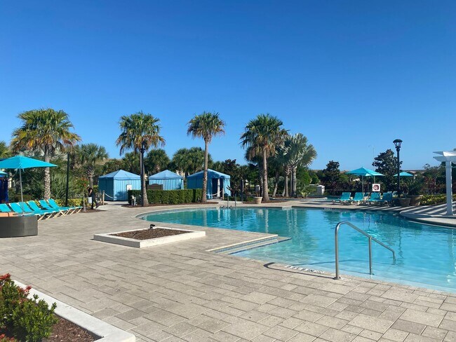 Building Photo - Resort Style Living - Windsor @ Westside